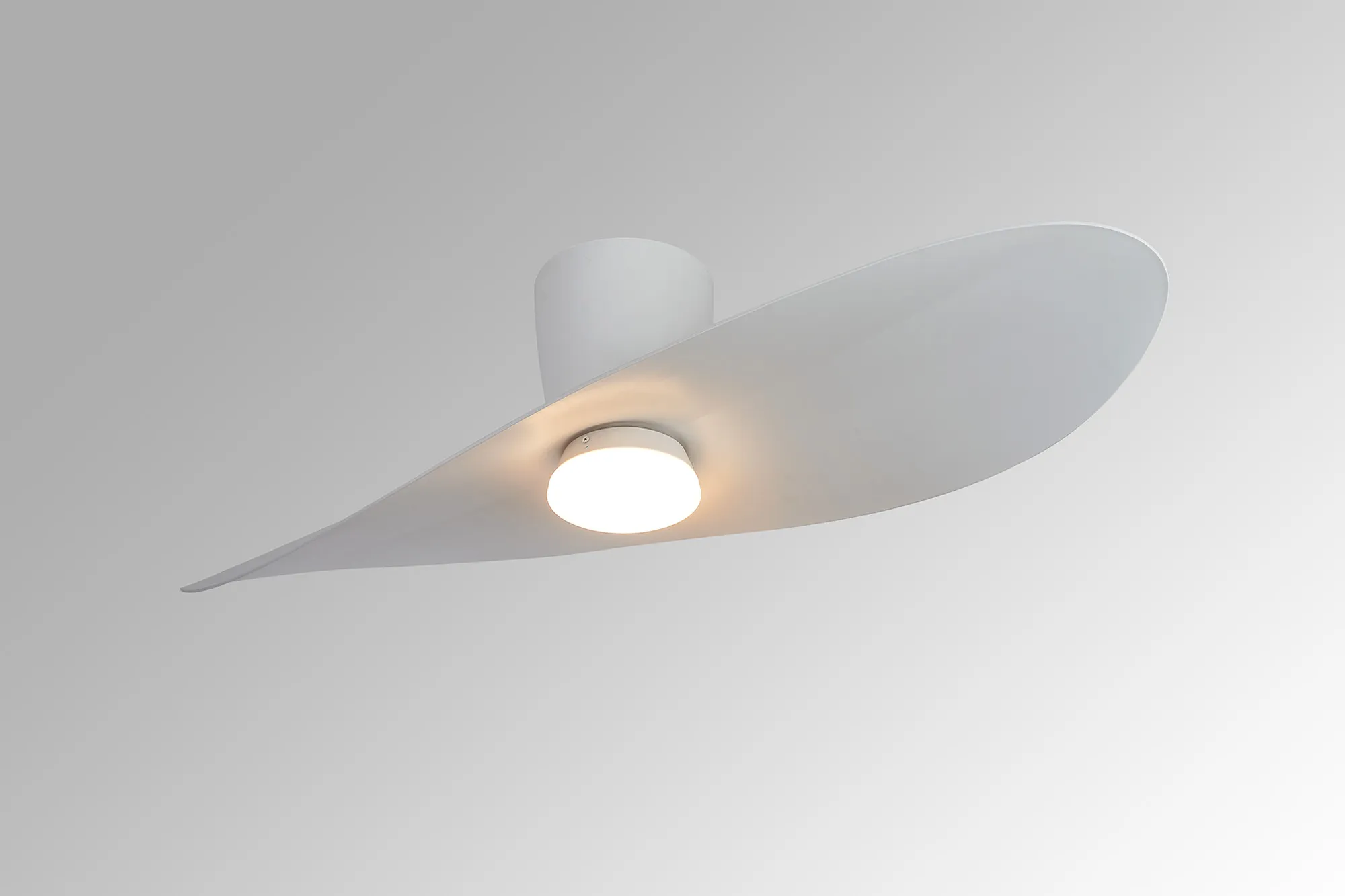 Surfer Heating, Cooling & Ventilation Mantra Ventilacion Ceiling Fans